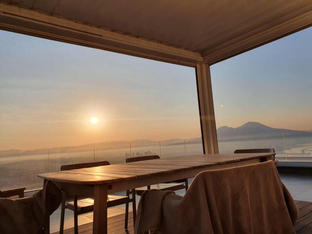 Terrazza Manu - Loft Suspended Over The City-Vomero Νάπολη Εξωτερικό φωτογραφία
