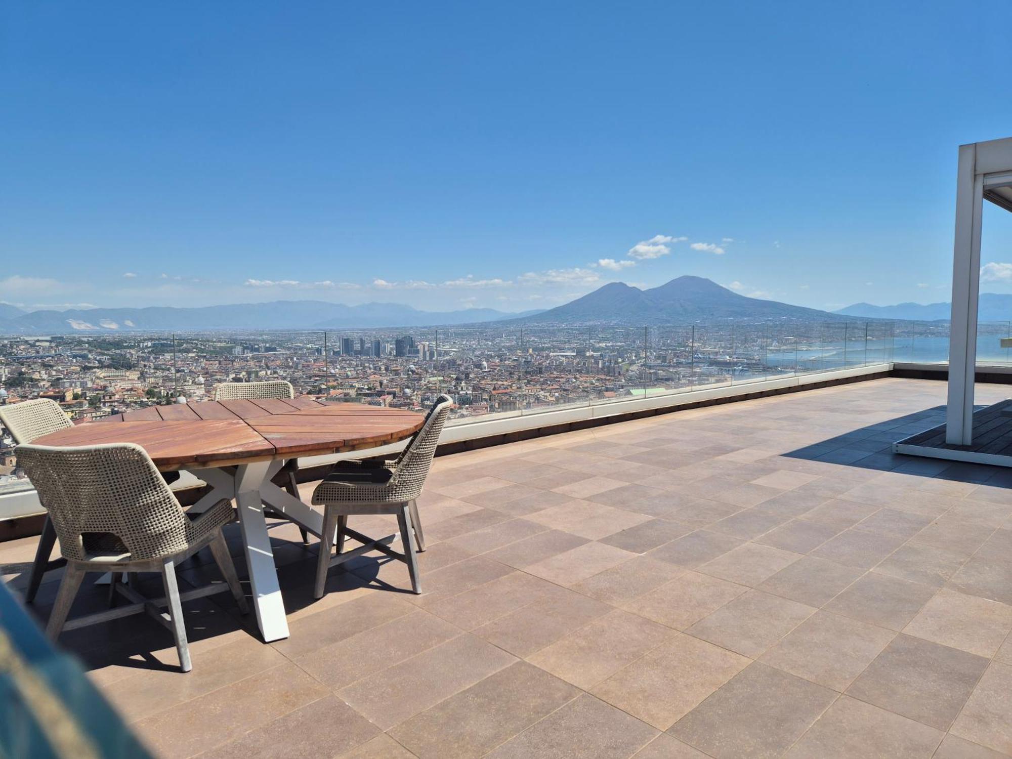 Terrazza Manu - Loft Suspended Over The City-Vomero Νάπολη Εξωτερικό φωτογραφία